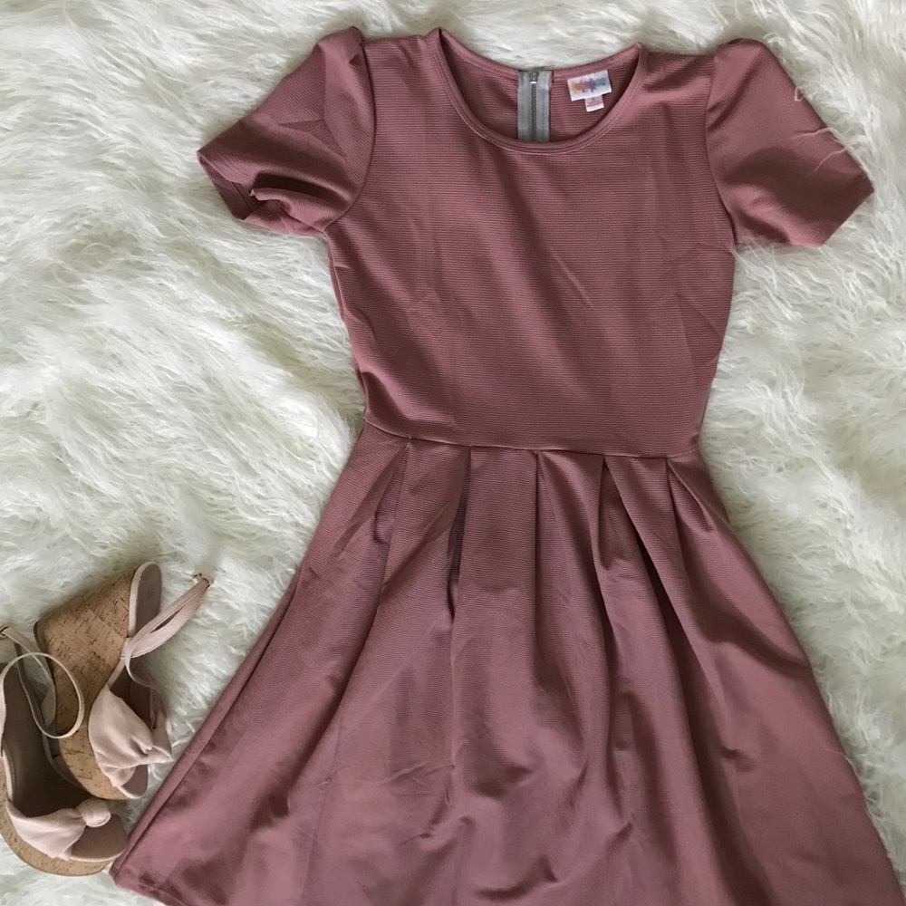 SM Lularoe Amelia Dress in Dusty Rose